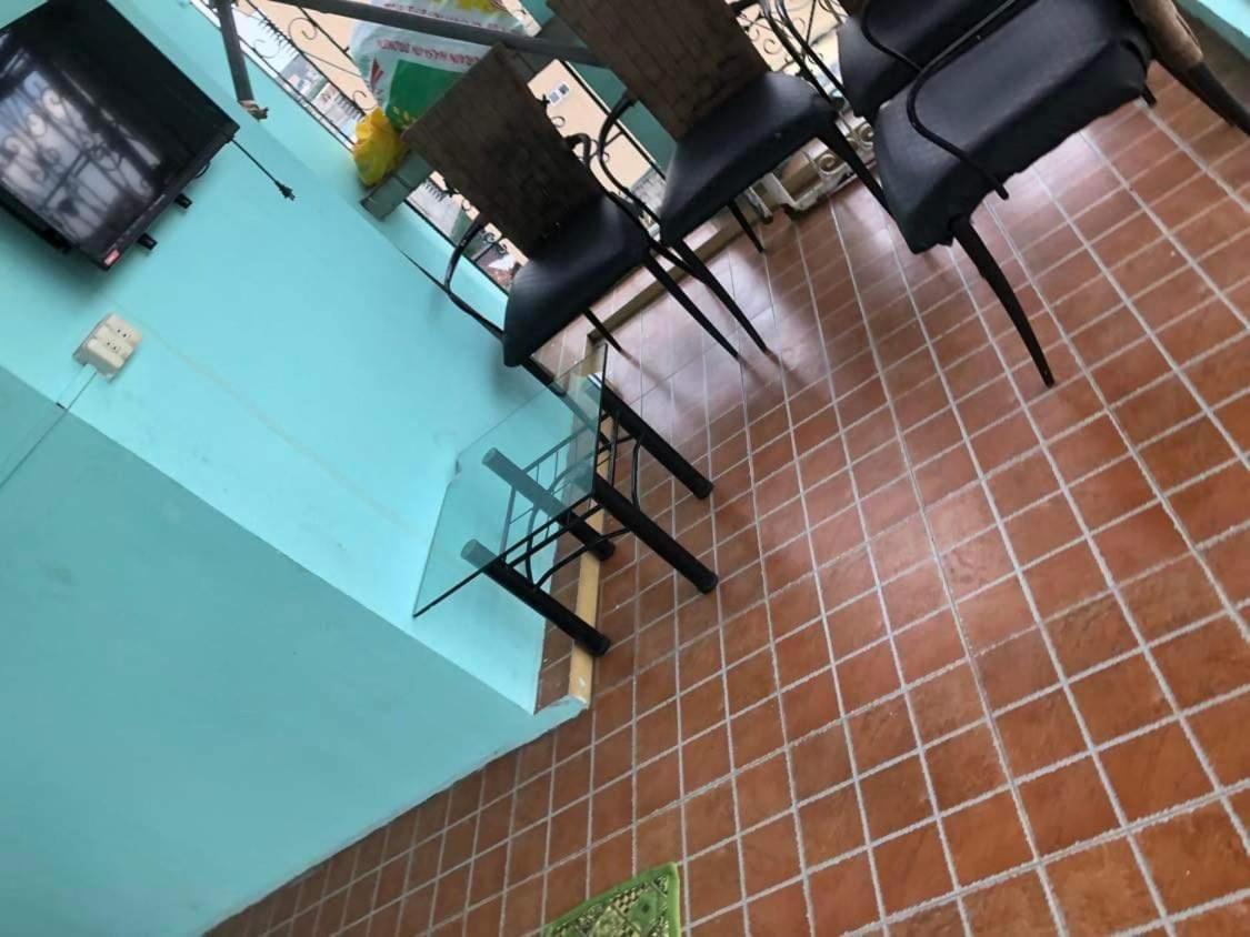The Mansion - Backpackers Near Airport Apartment Manila Exterior photo