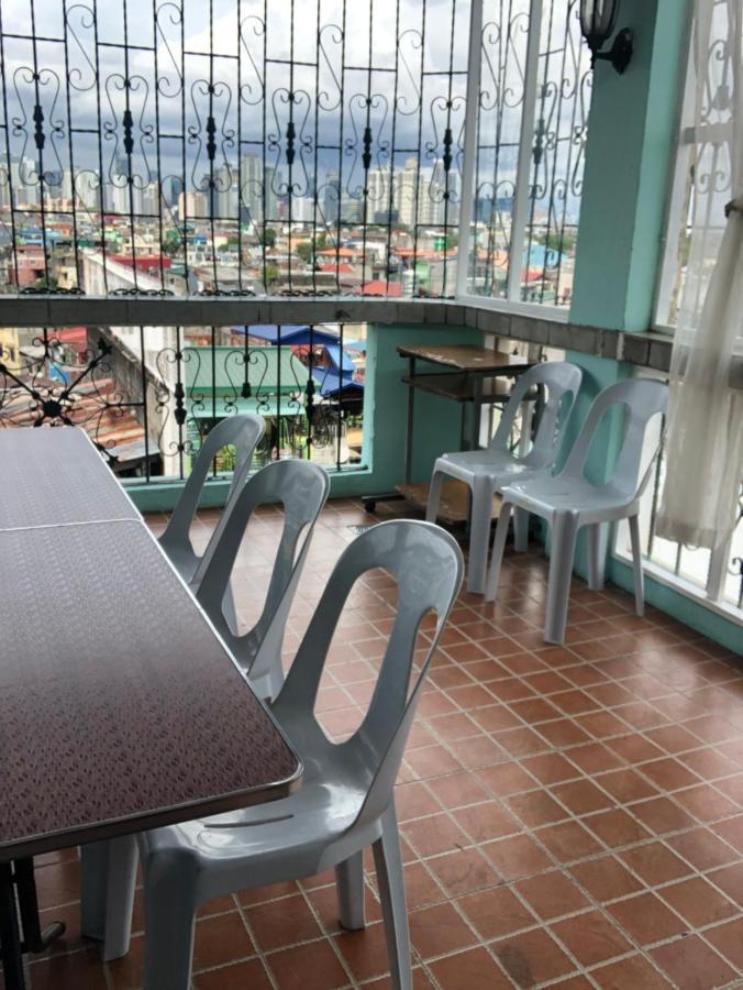 The Mansion - Backpackers Near Airport Apartment Manila Exterior photo