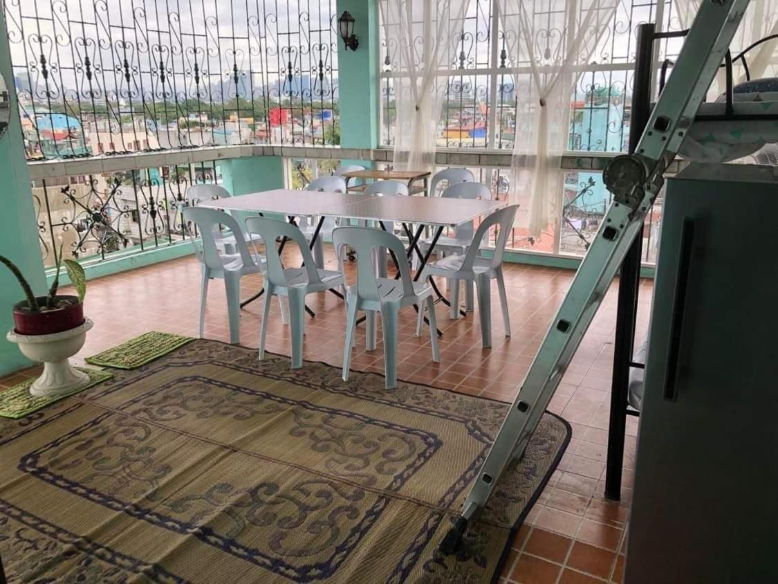 The Mansion - Backpackers Near Airport Apartment Manila Exterior photo