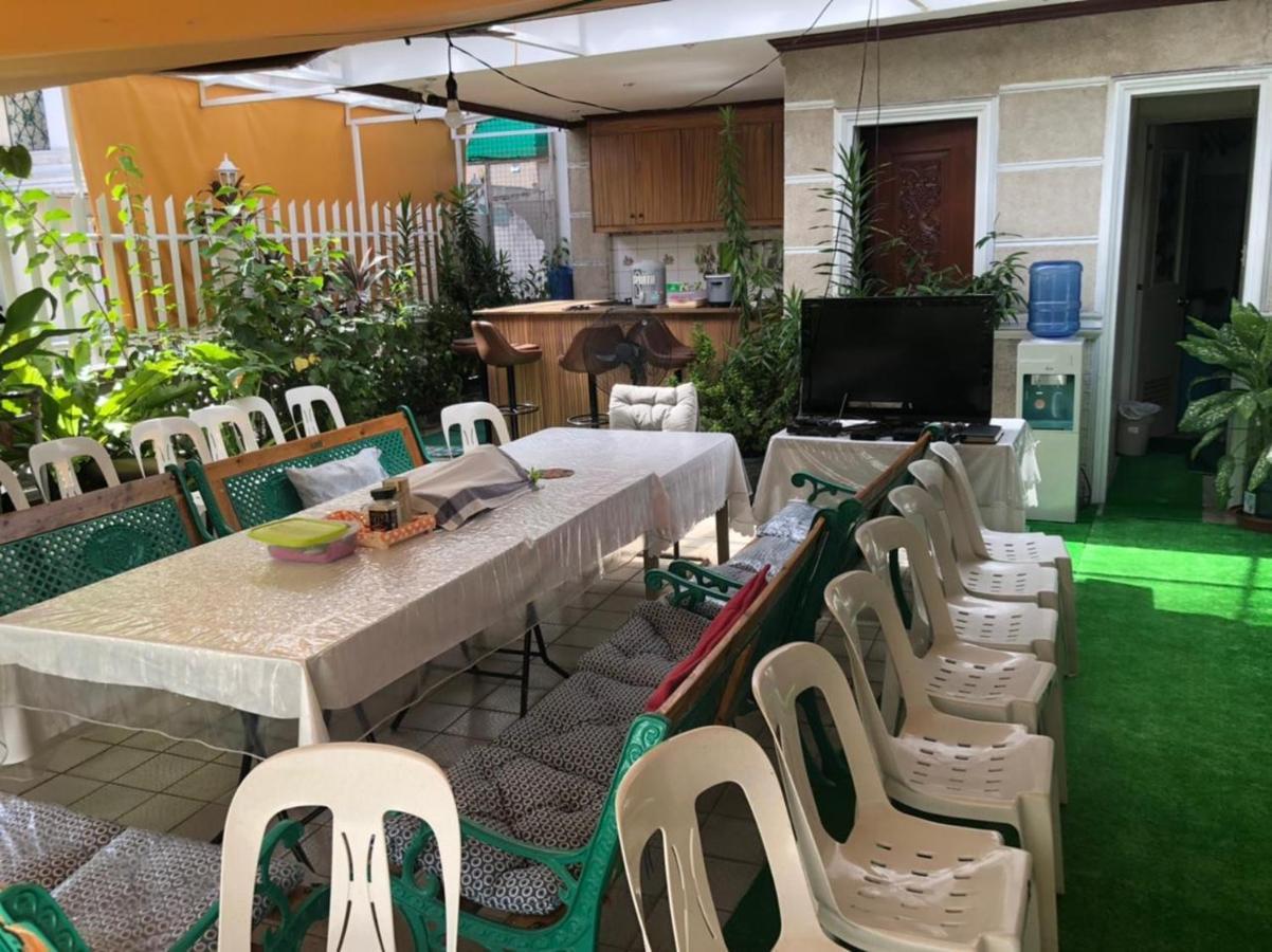 The Mansion - Backpackers Near Airport Apartment Manila Exterior photo